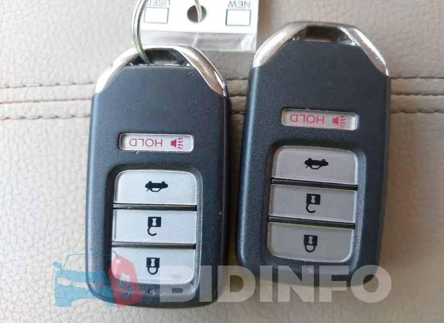 1HGCR2F8XFA268294 Photo# 11