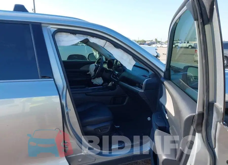 5TDAAAA57RS011007 Photo# 5