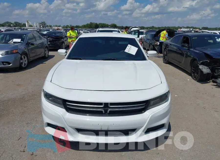 2C3CDXBG3FH827486 Photo# 12