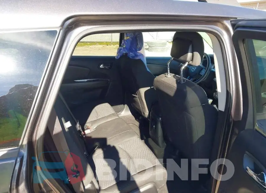 3C4PDCAB1KT738027 Photo# 8