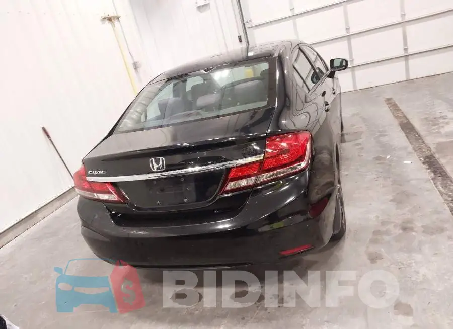 19XFB2F57FE067746 Photo# 16
