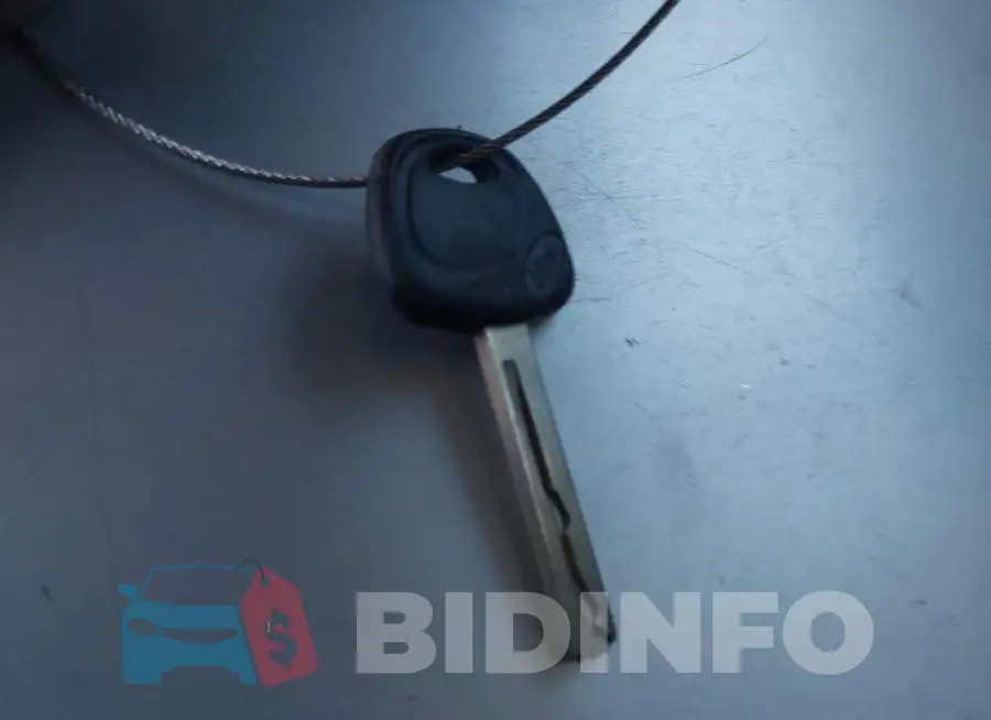 3KPC24A36KE072807 Photo# 11