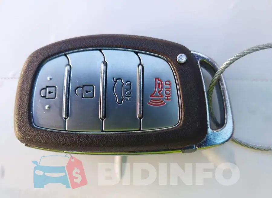 5NPDH4AE2GH781256 Photo# 11