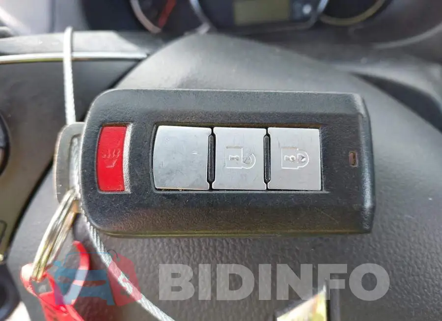 ML32A4HJ1KH008772 Photo# 11