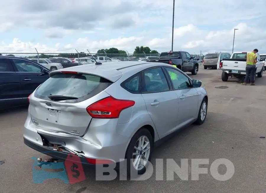 1FADP3K21GL350569 Photo# 4