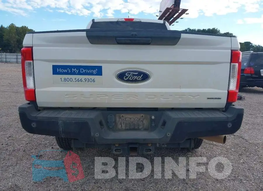 1FT7X2B63KEG79730 Photo# 18
