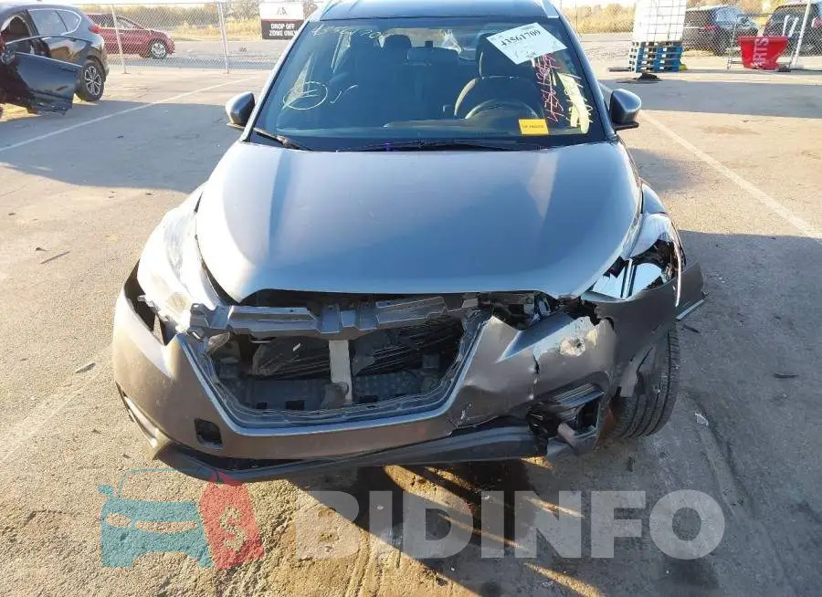 3N1CP5CU5KL482025 Photo# 6