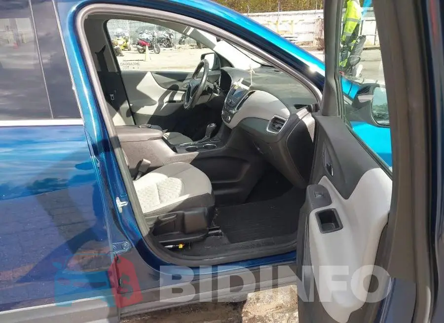2GNAXTEV1L6140518 Photo# 5