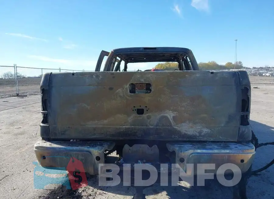 1FT8W3B63GEB71472 Photo# 8