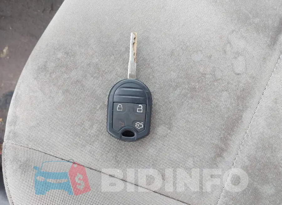 3FADP4BJ8HM115986 Photo# 11