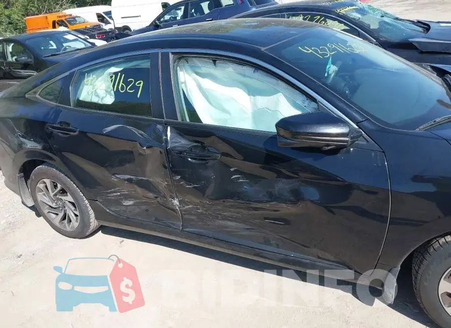 19XFC2F70HE041538 Photo# 6