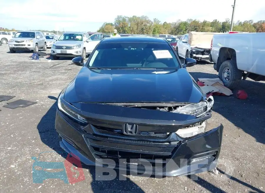1HGCV2F50KA013083 Photo# 12