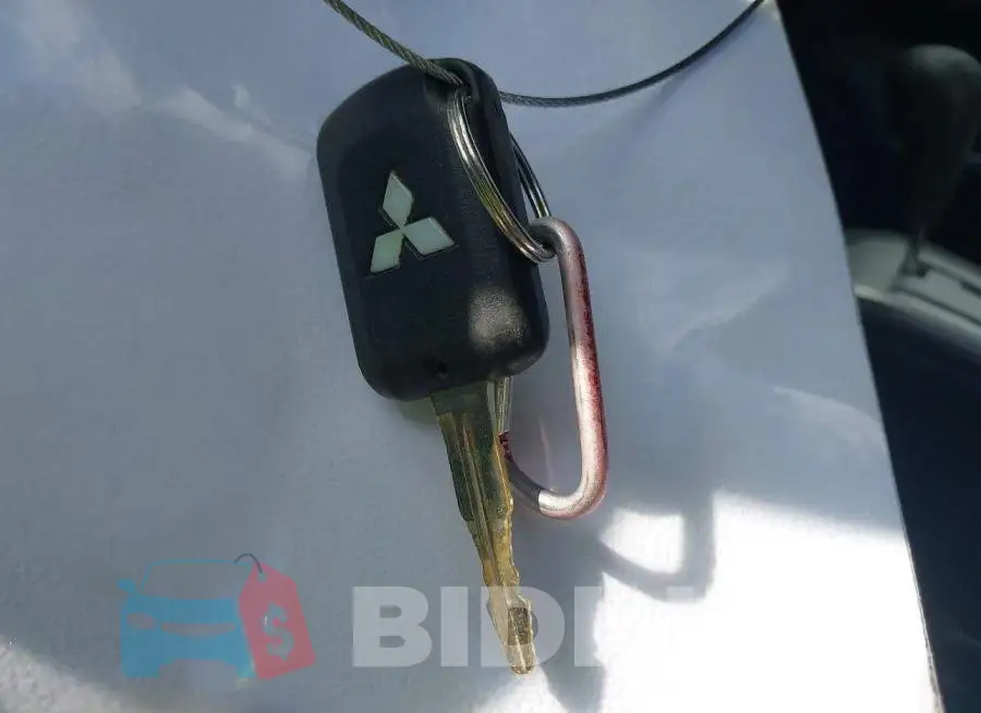 ML32F3FJ5JHF16503 Photo# 11