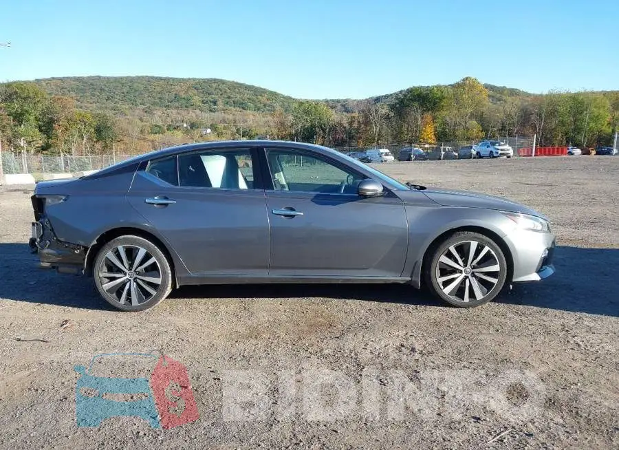 1N4BL4FW1LC172811 Photo# 14
