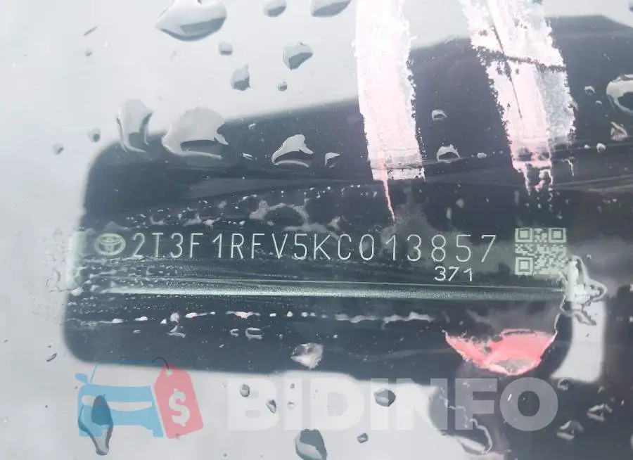 2T3F1RFV5KC013857 Photo# 17