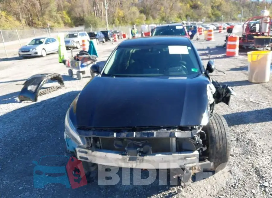 1N4BL4CV2KC163853 Photo# 13