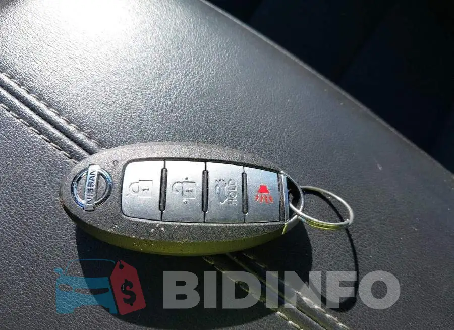 3N1AB8CV4NY218575 Photo# 11