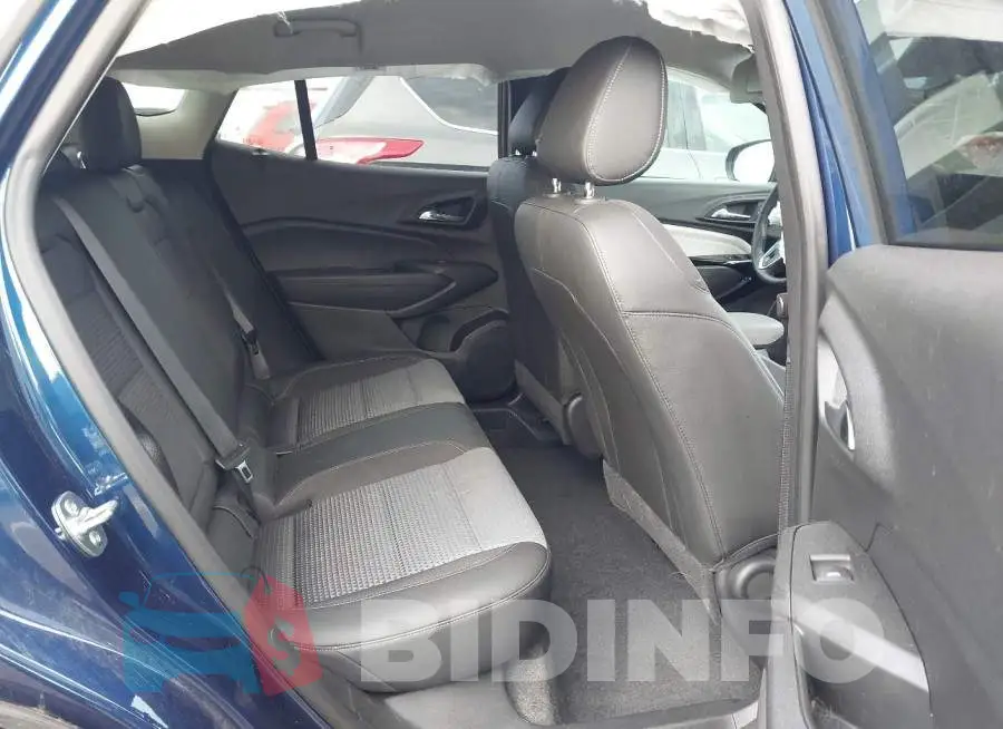 KL77LHE27RC204415 Photo# 8