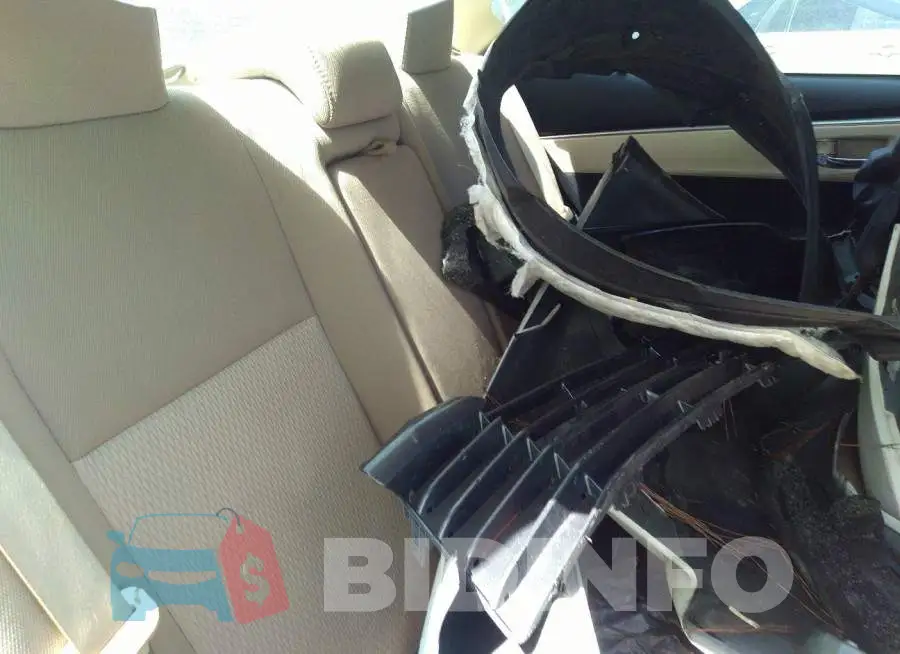 2T1BURHE2FC345045 Photo# 8