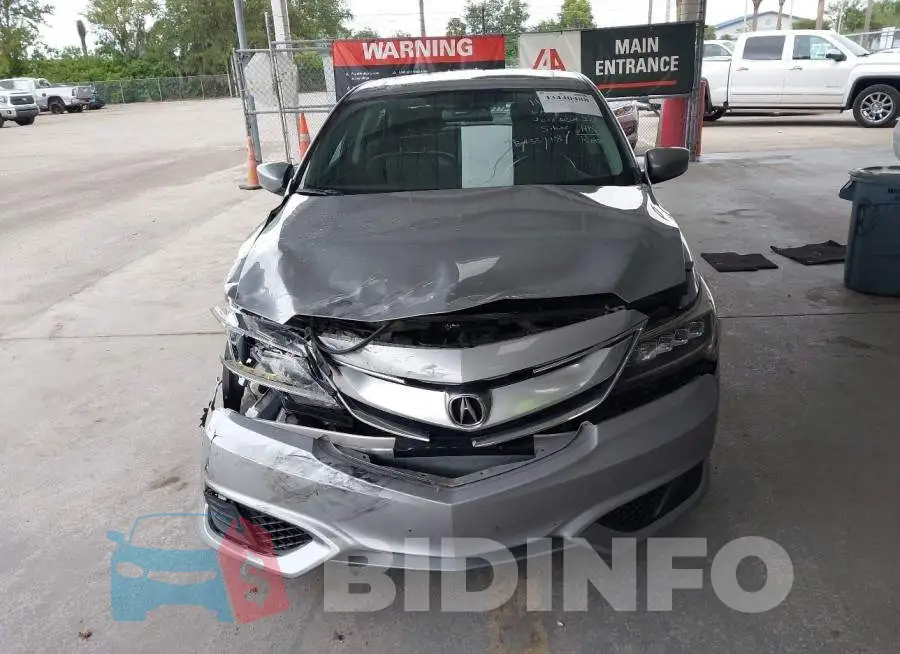 19UDE2F37JA007637 Photo# 12