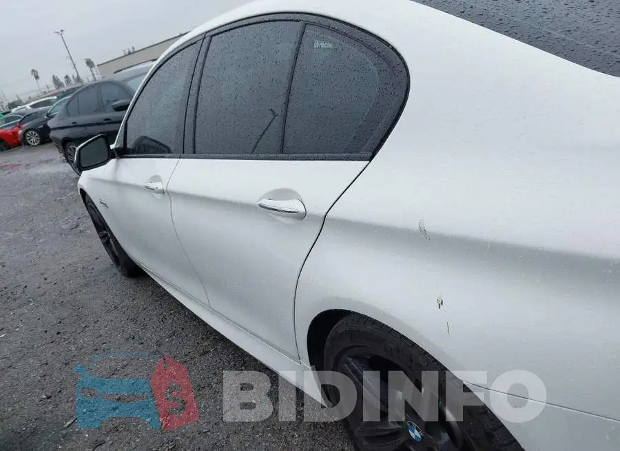 WBAKN9C52FD961283 Photo# 14
