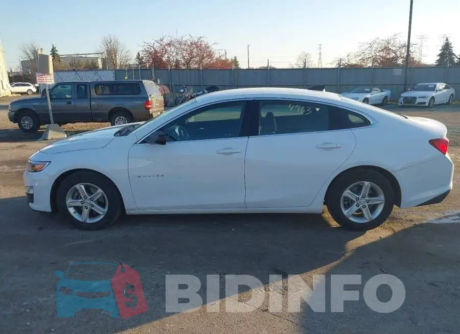 1G1ZB5ST6MF045882 Photo# 14
