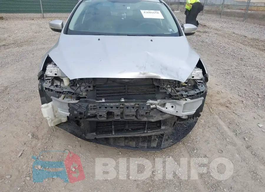 1FADP3F26FL363018 Photo# 6