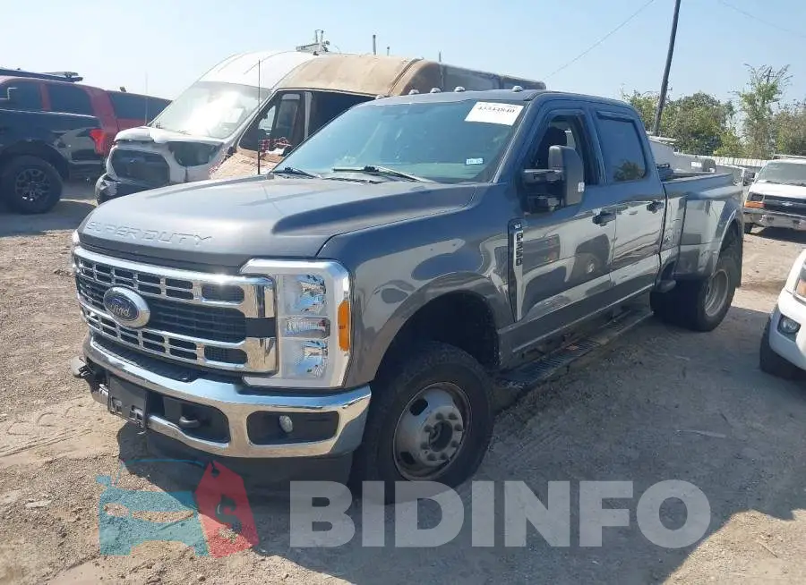 1FT8W3DN1PEC64186 Photo# 2