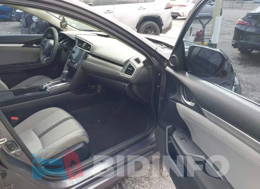 19XFC2F75HE018823 Photo# 5