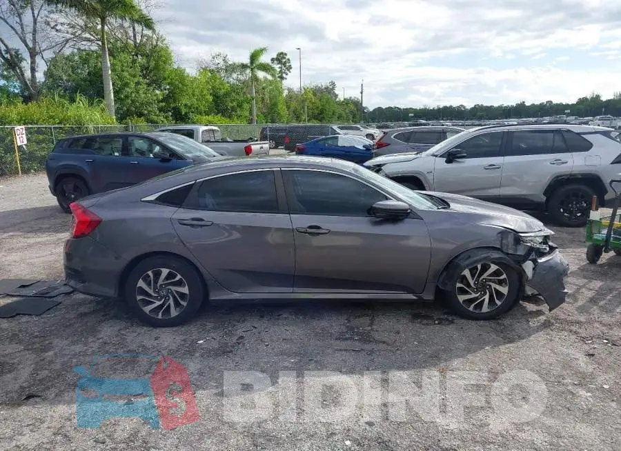 19XFC2F75HE018823 Photo# 13