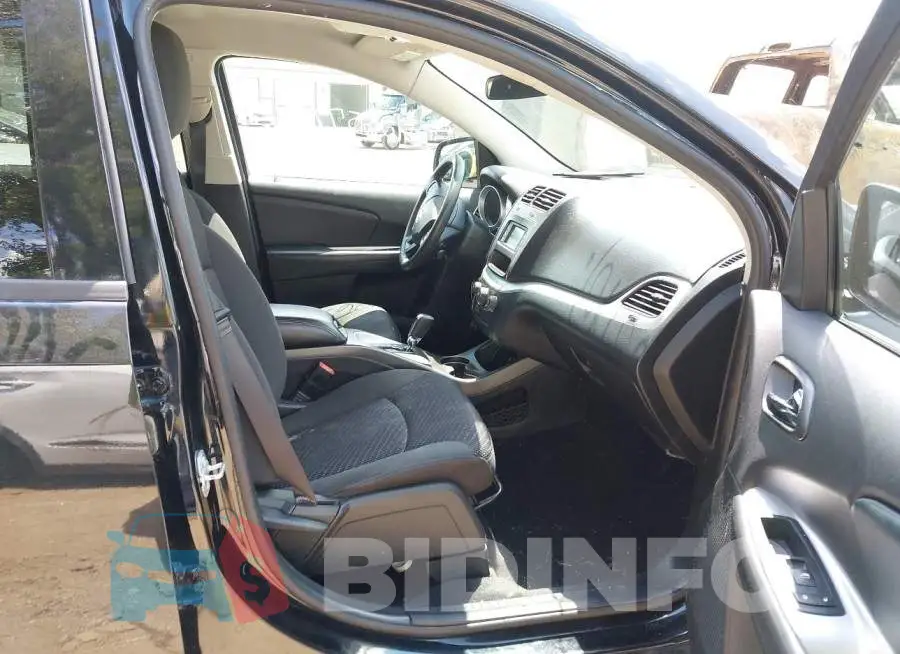 3C4PDCAB4HT653692 Photo# 5