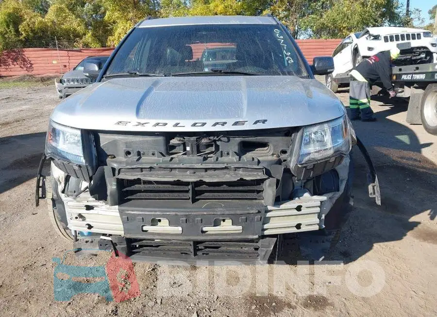 1FM5K7D85JGC67762 Photo# 6