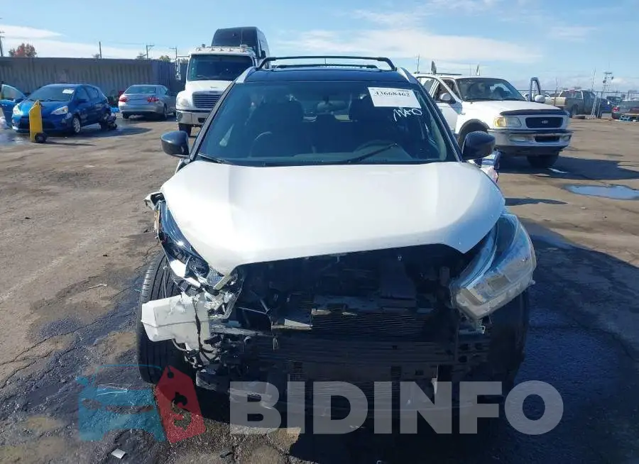 3N1CP5CU3KL507200 Photo# 13