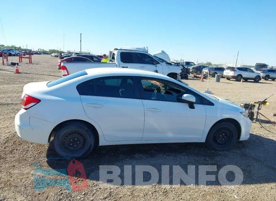 19XFB2F52FE009804 Photo# 13