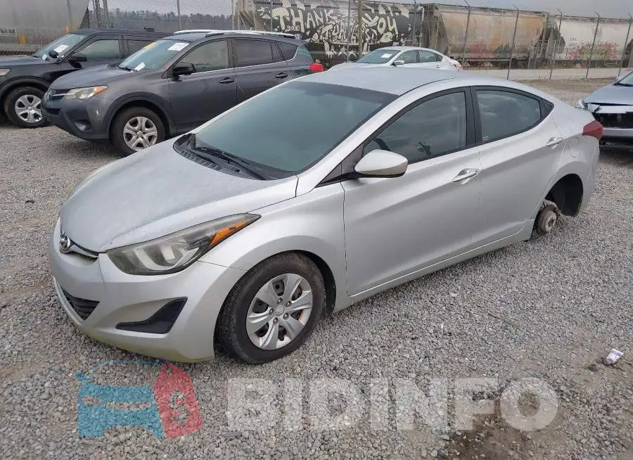 5NPDH4AE8GH771752 Photo# 2