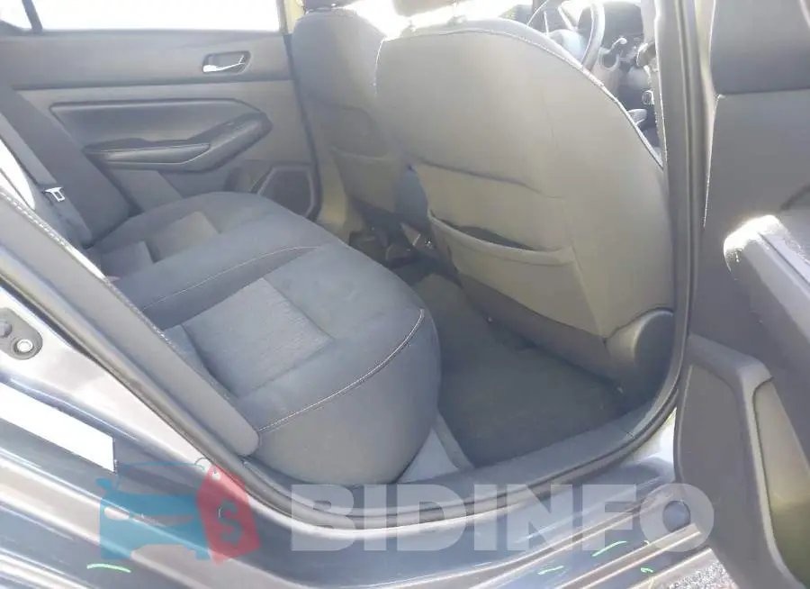 1N4BL4BV5KC144778 Photo# 8