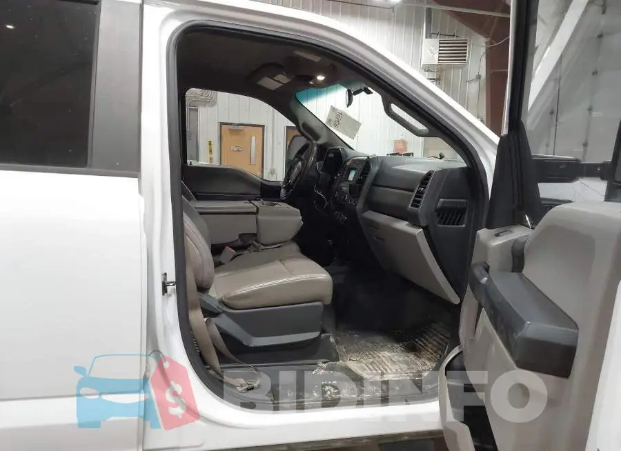 1FT7W2B66JEB65713 Photo# 5