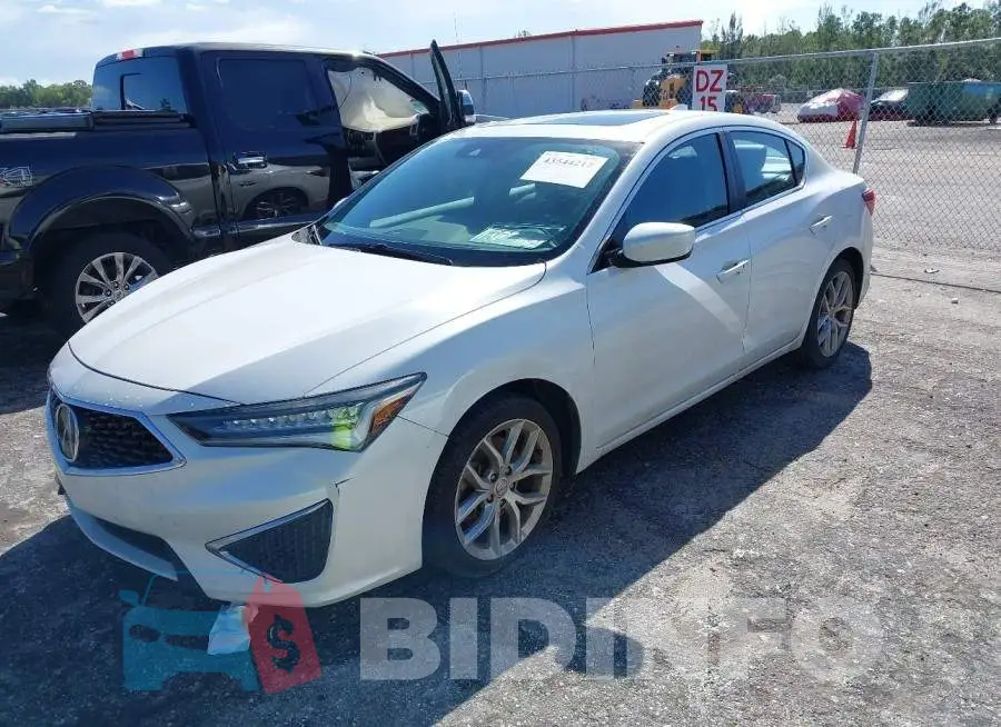 19UDE2F30LA000953 Photo# 2