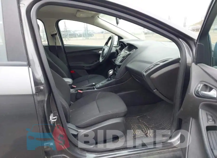 1FADP3F23GL250113 Photo# 5