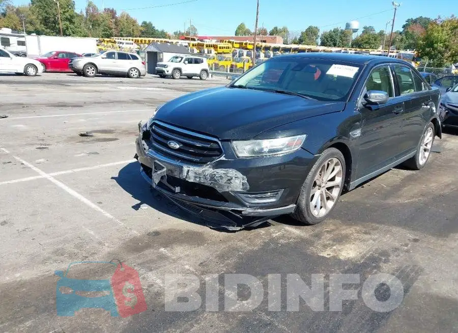 1FAHP2F82FG174133 Photo# 2