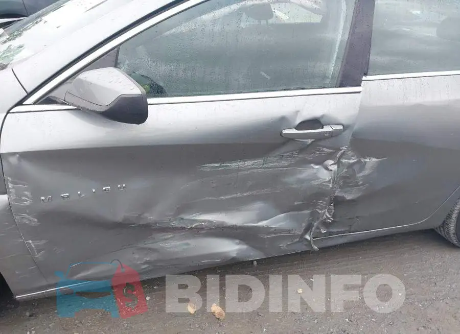 1G1ZD5ST3PF220538 Photo# 6