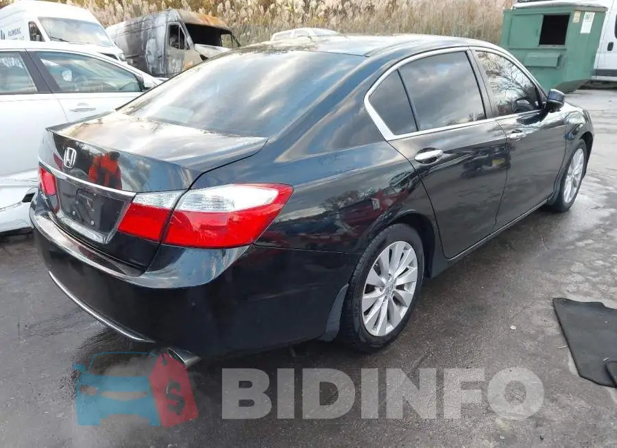 1HGCR2F77FA152283 Photo# 4