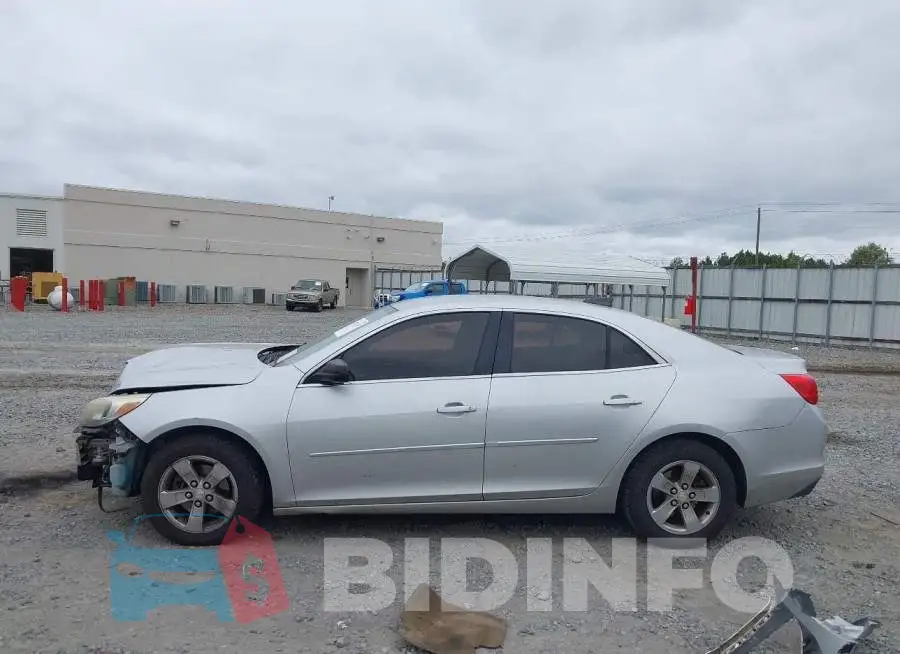 1G11B5SL6FF145142 Photo# 15