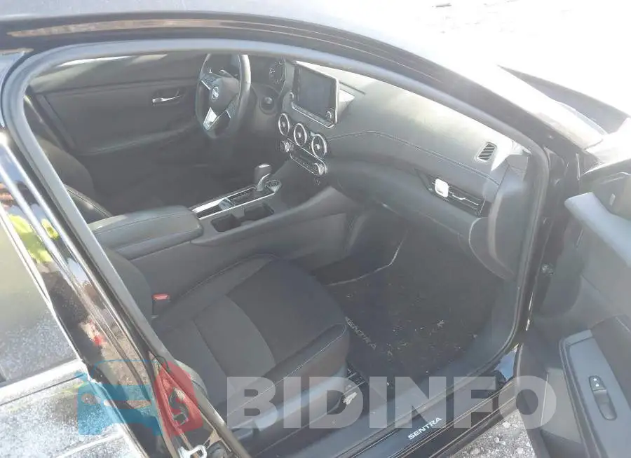 3N1AB8CV3LY290476 Photo# 5