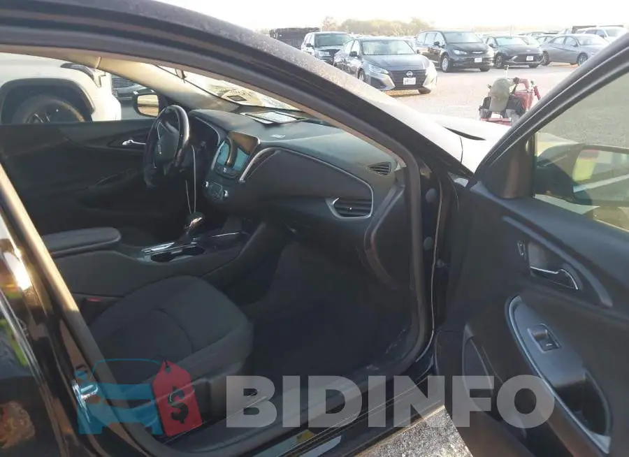 1G1ZD5ST3RF115579 Photo# 5