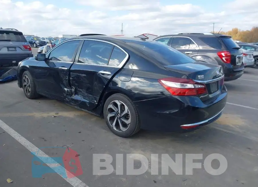1HGCR2F86HA197825 Photo# 3