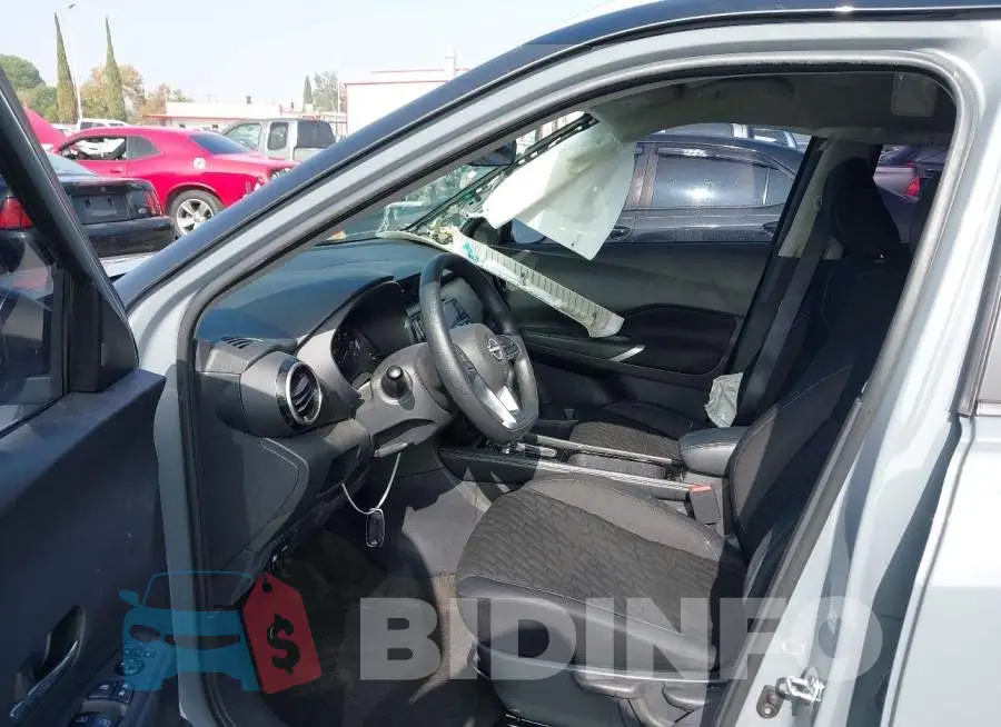 3N1CP5CV2PL503994 Photo# 5