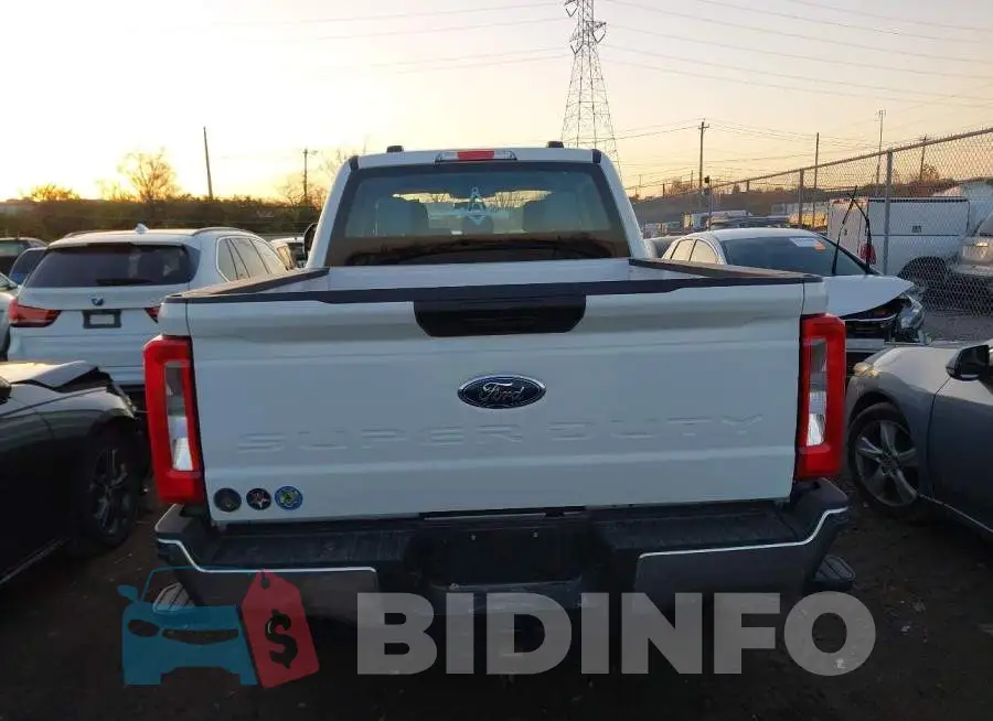 1FT7W2BA8SED66440 Photo# 16