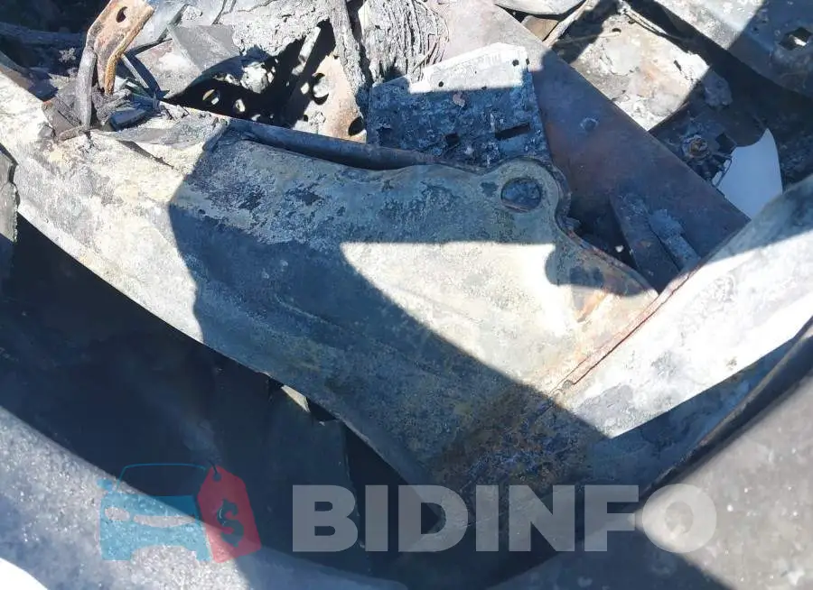 1N4BL4BV3KC148392 Photo# 9