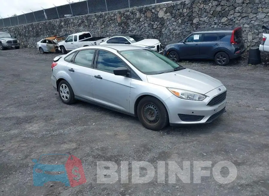 1FADP3E25GL311186 Photo# 1